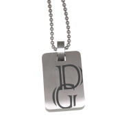 Rechteckiger Anhänger mit Gravur